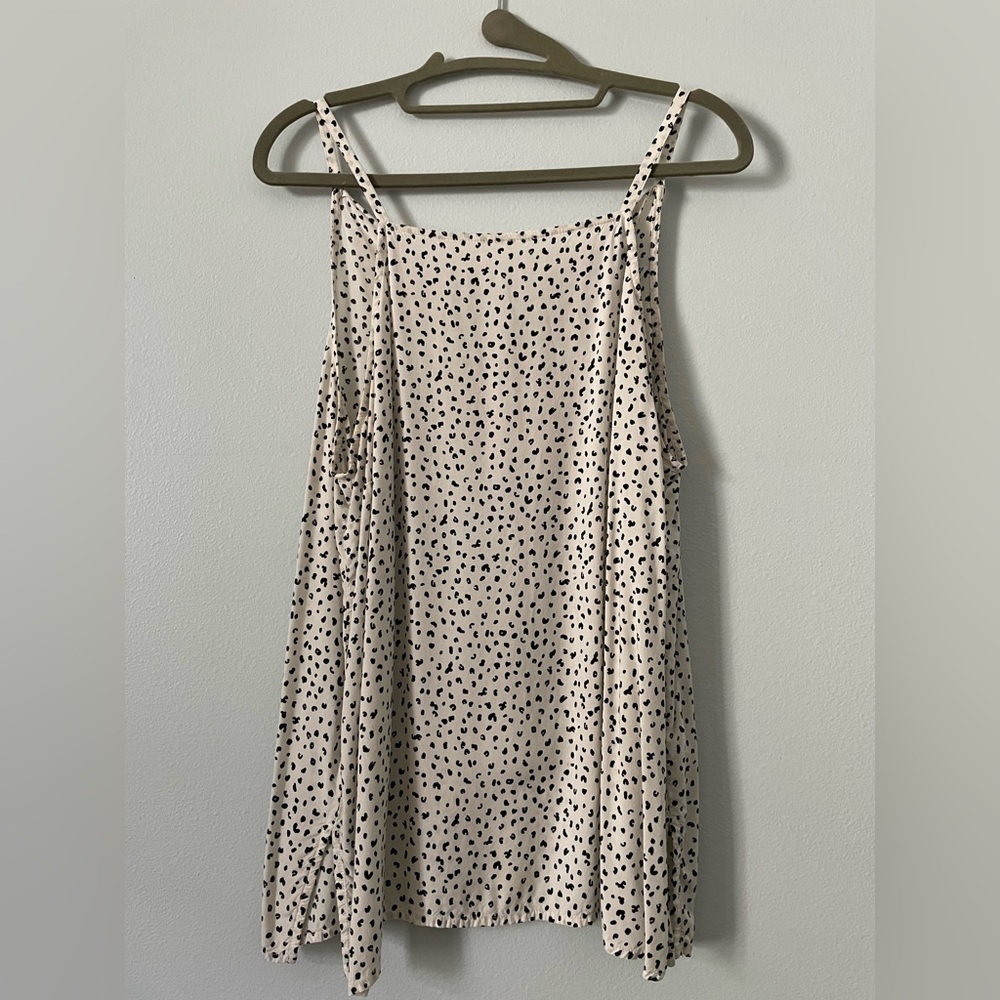 Black & white tank from Old Navy